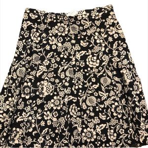NWT Villager(Liz Claiborne Company) Black & White Floral Lined A-line Skirt SZ 6